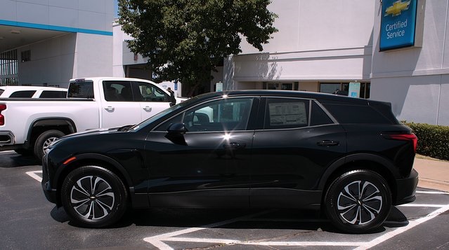 new 2025 Chevrolet Blazer EV car, priced at $46,390
