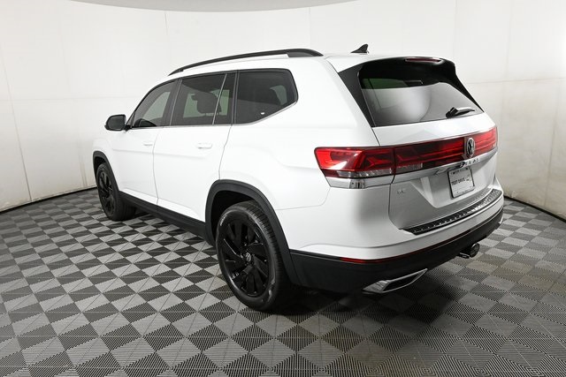 new 2026 Volkswagen Atlas car, priced at $49,332