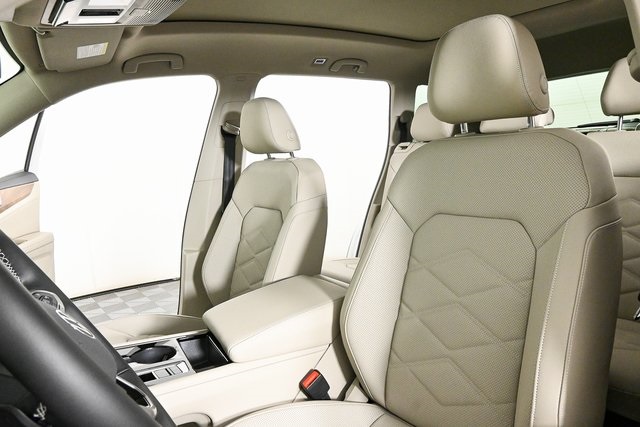new 2026 Volkswagen Atlas car, priced at $49,332