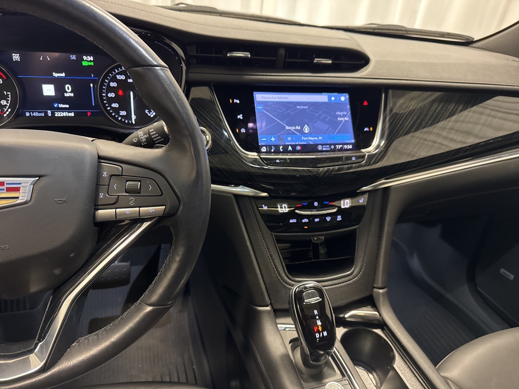 used 2022 Cadillac XT6 car