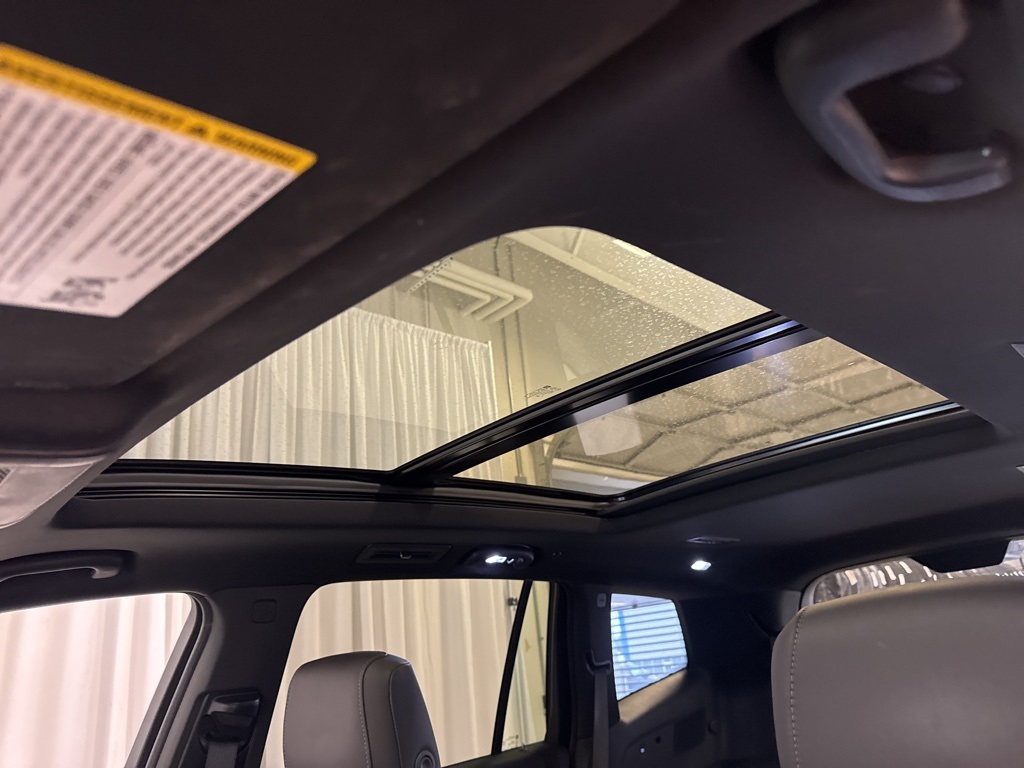 used 2022 Cadillac XT6 car