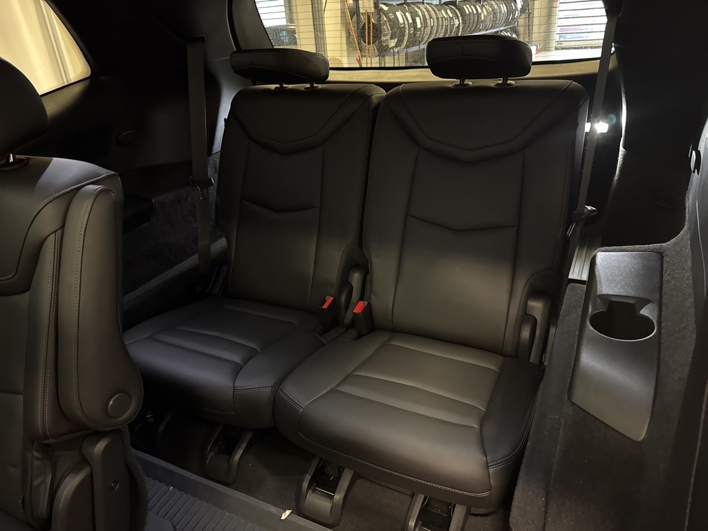 used 2022 Cadillac XT6 car