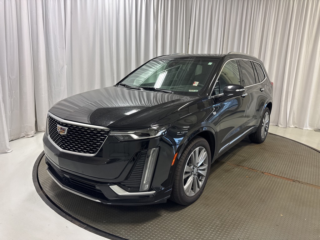 used 2022 Cadillac XT6 car