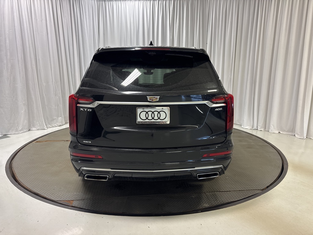 used 2022 Cadillac XT6 car