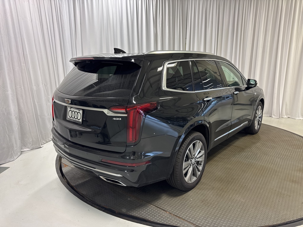 used 2022 Cadillac XT6 car