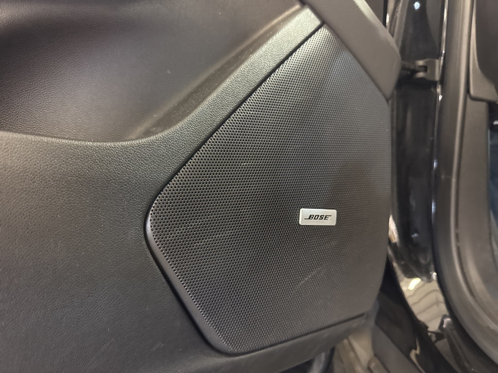 used 2022 Cadillac XT6 car