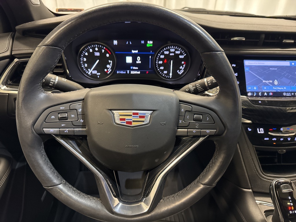 used 2022 Cadillac XT6 car