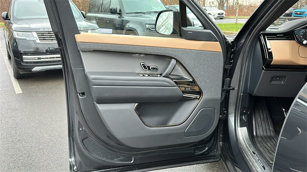 used 2023 Land Rover Range Rover Sport car, priced at $72,673