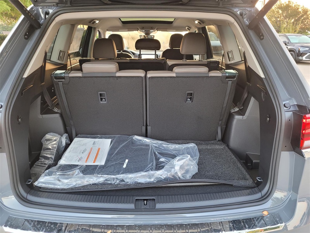new 2026 Volkswagen Atlas car, priced at $51,581
