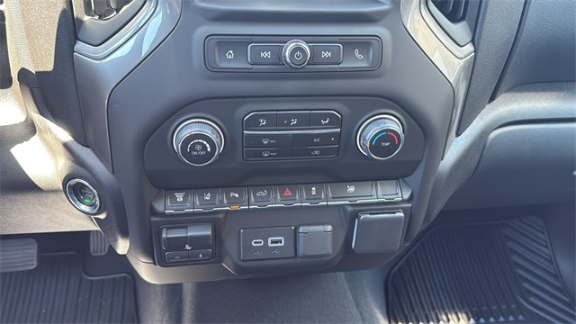 new 2025 Chevrolet Silverado 2500HD car, priced at $68,385