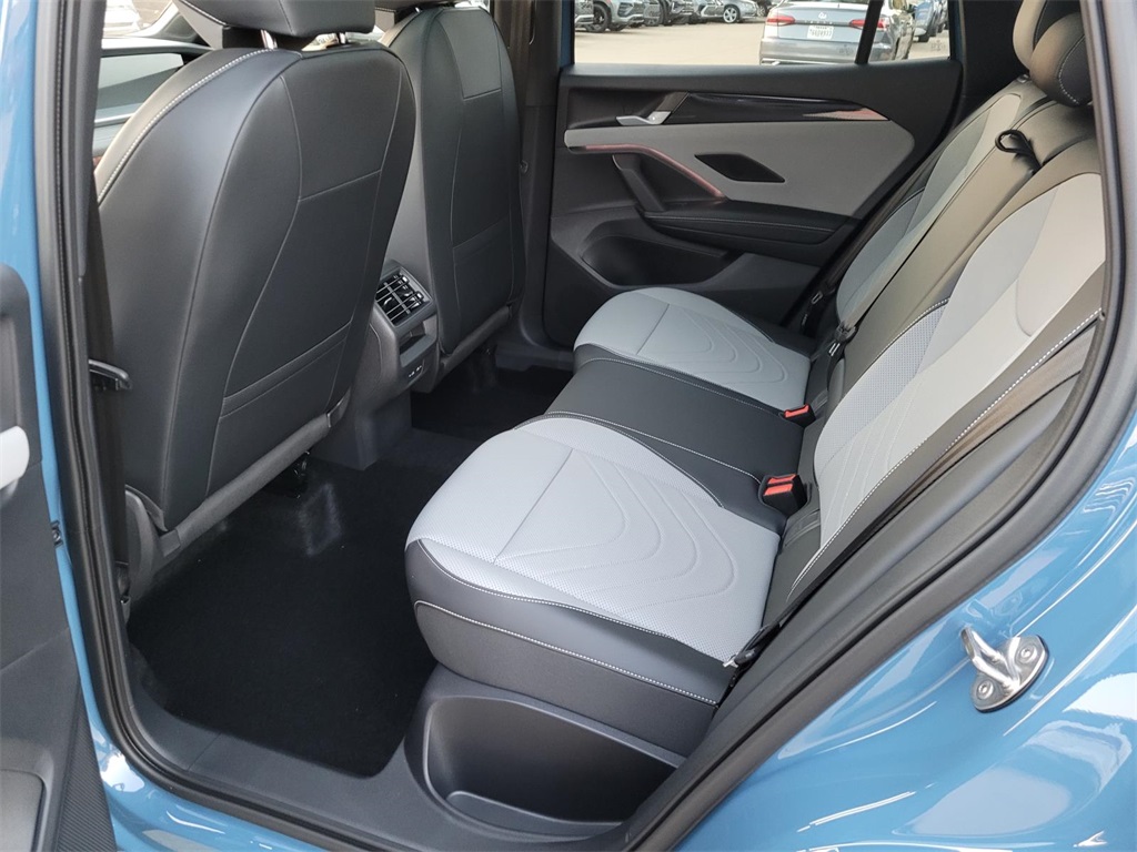 new 2025 Volkswagen Tiguan car, priced at $37,591