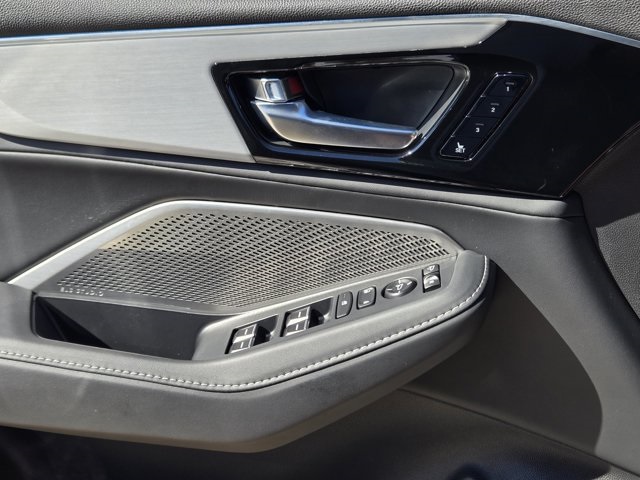 used 2023 Acura MDX car, priced at $41,100