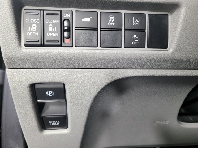 used 2018 Honda Odyssey car, priced at $20,574