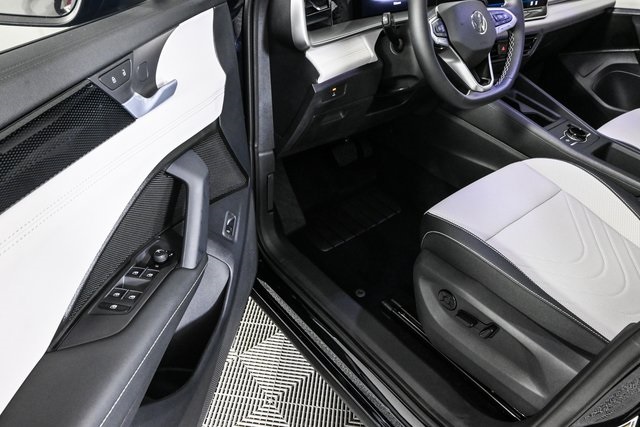 new 2025 Volkswagen Tiguan car, priced at $36,629