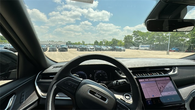 new 2025 Jeep Grand Cherokee car, priced at $48,340
