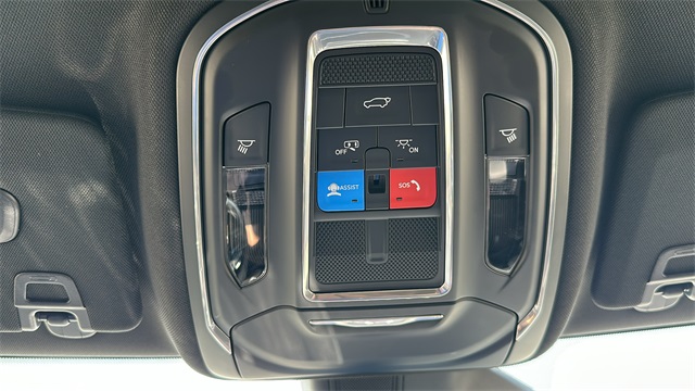 new 2025 Jeep Grand Cherokee car, priced at $48,340