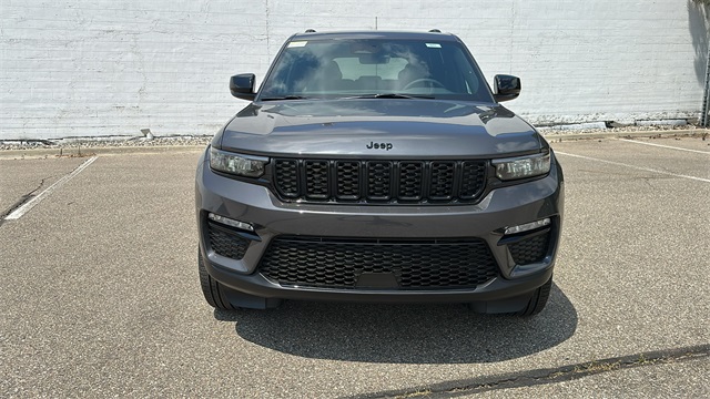 new 2025 Jeep Grand Cherokee car, priced at $48,340
