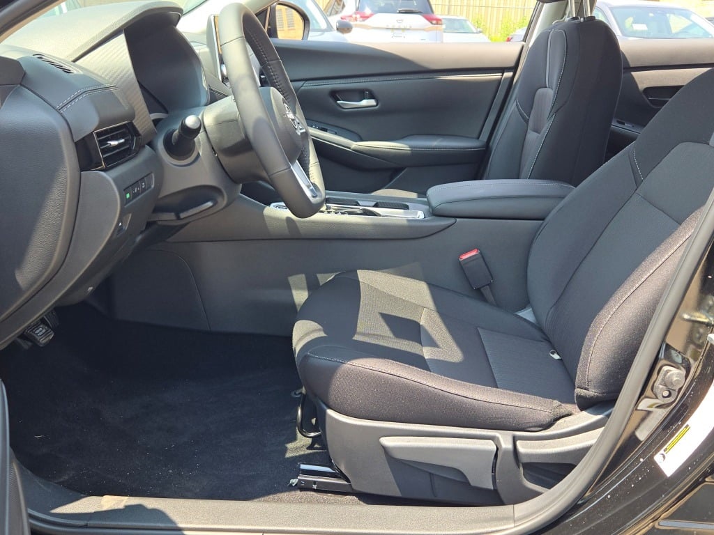 new 2025 Nissan Sentra car, priced at $24,915