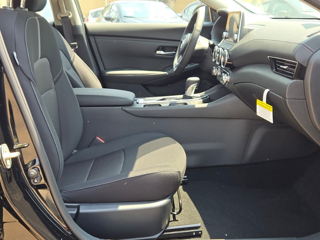 new 2025 Nissan Sentra car, priced at $24,915