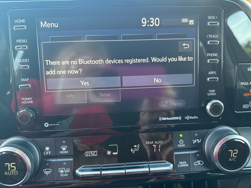 used 2020 Toyota Highlander car, priced at $26,900