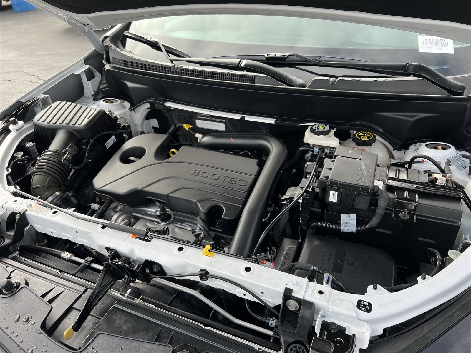 used 2023 Chevrolet Equinox car, priced at $22,991