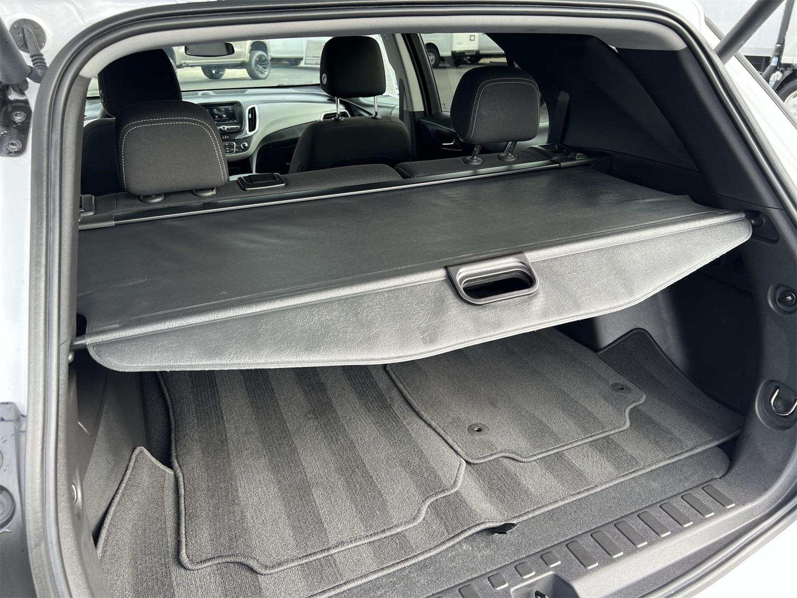 used 2023 Chevrolet Equinox car, priced at $22,991