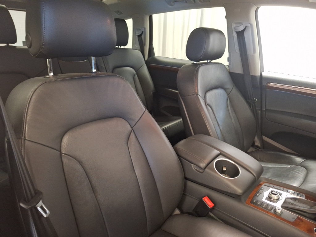 used 2015 Audi Q7 car, priced at $12,950