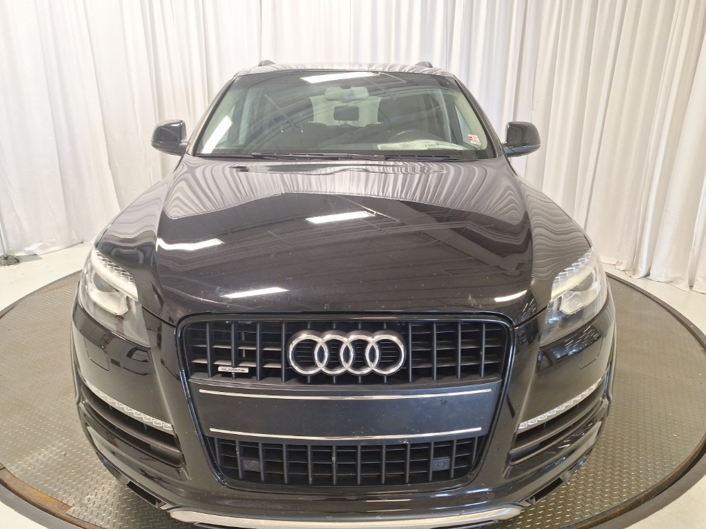 used 2015 Audi Q7 car, priced at $12,950