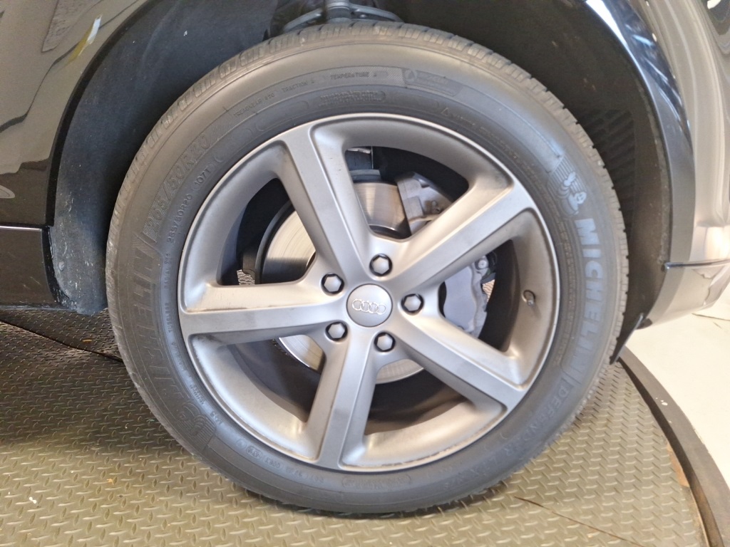 used 2015 Audi Q7 car, priced at $12,950