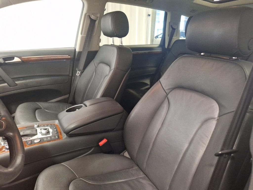 used 2015 Audi Q7 car, priced at $12,950