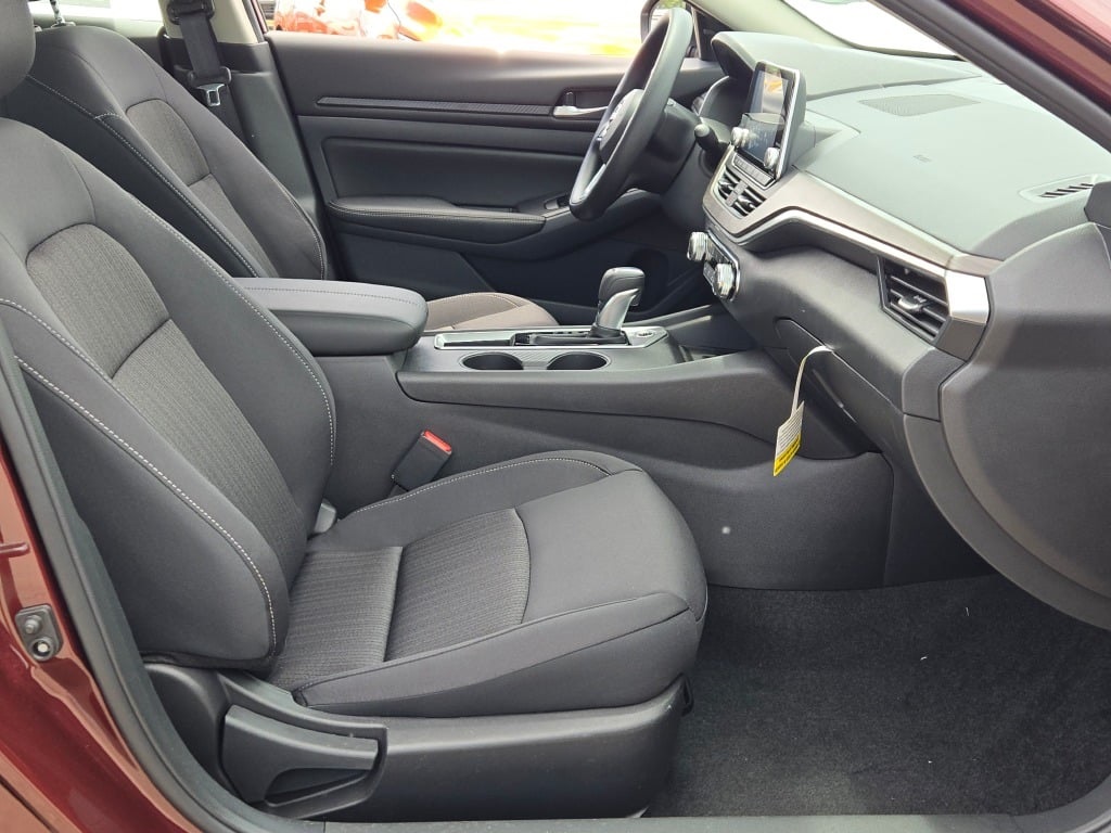 new 2025 Nissan Altima car, priced at $29,605