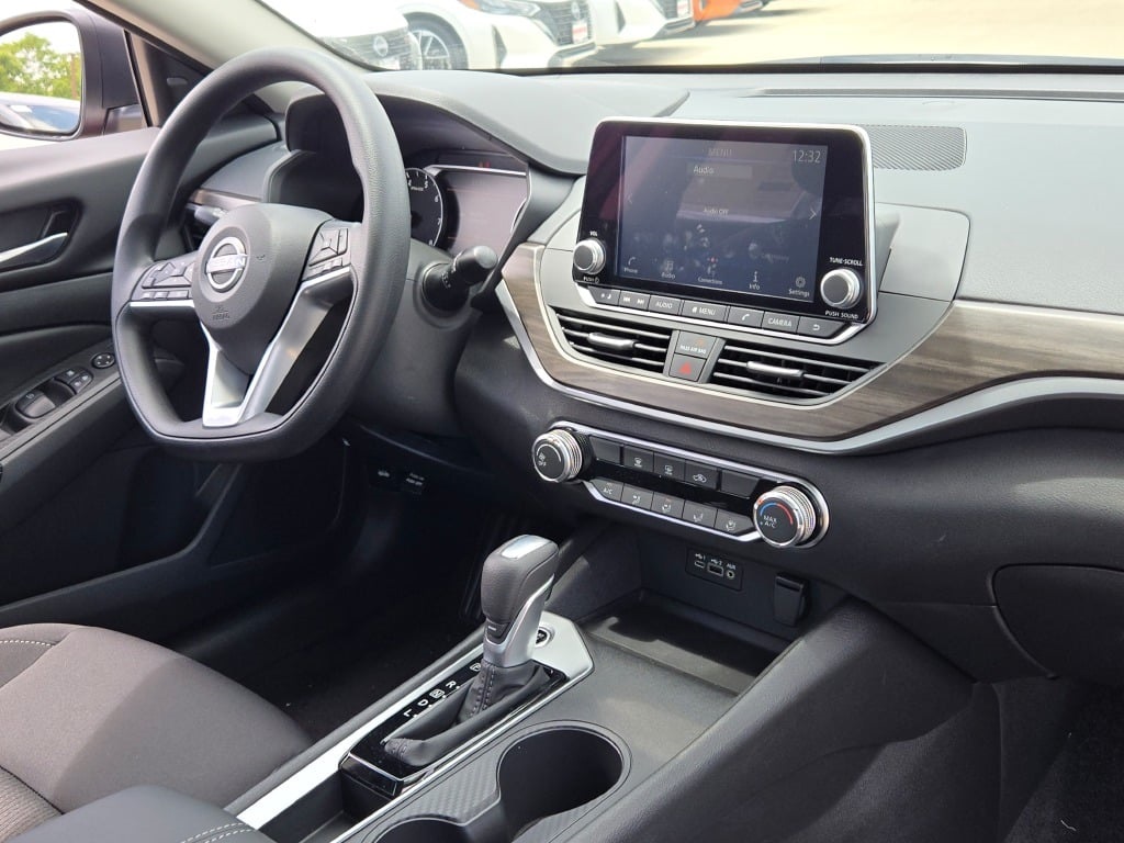 new 2025 Nissan Altima car, priced at $29,605