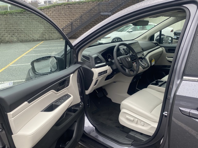 new 2026 Honda Odyssey car, priced at $42,076