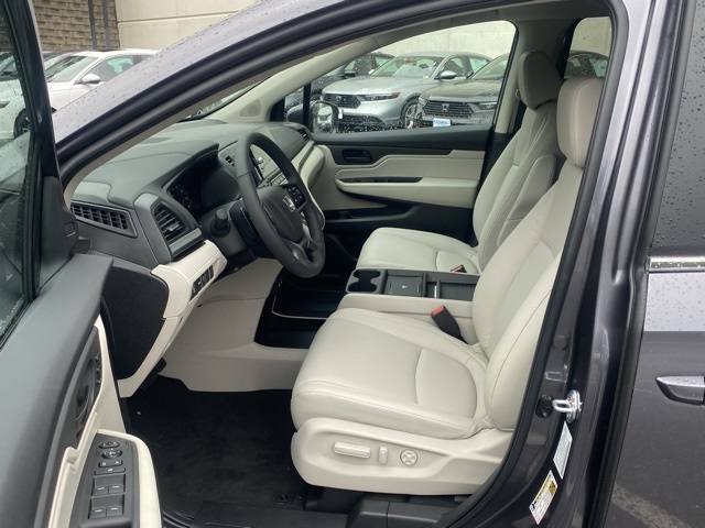 new 2026 Honda Odyssey car, priced at $42,076