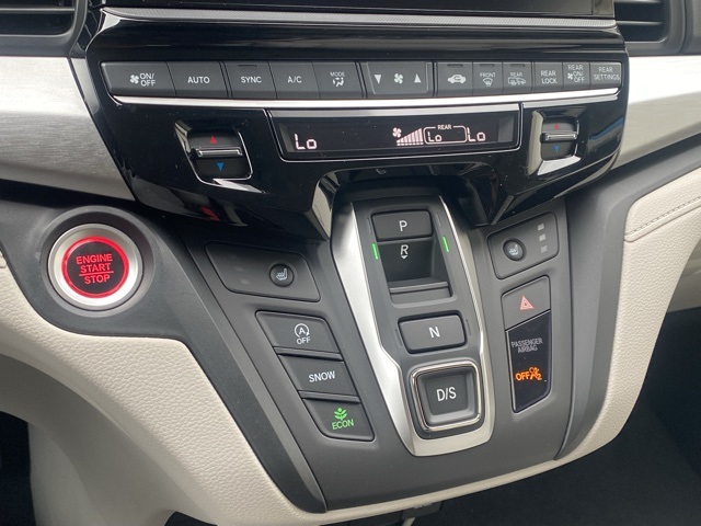 new 2026 Honda Odyssey car, priced at $42,076