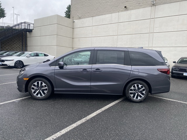 new 2026 Honda Odyssey car, priced at $42,076