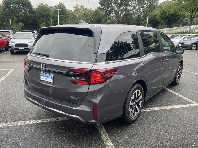 new 2026 Honda Odyssey car, priced at $42,076