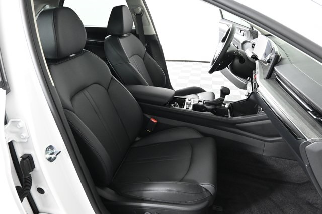 used 2025 Kia K5 car, priced at $28,995