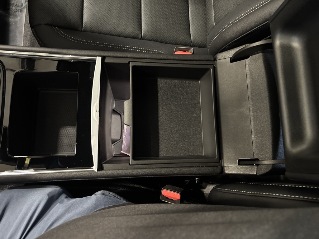 new 2026 Chevrolet Traverse car, priced at $44,438