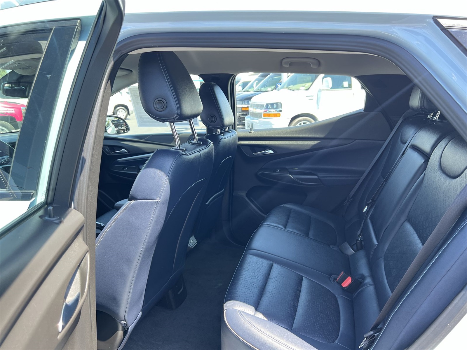 used 2022 Chevrolet Bolt EUV car, priced at $21,991