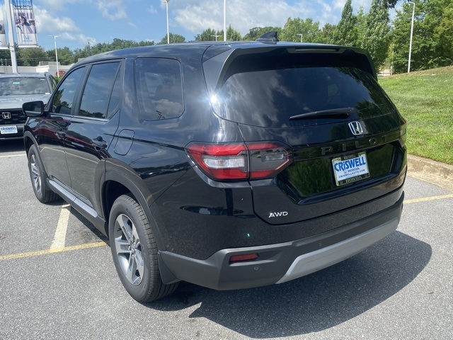 new 2025 Honda Pilot car, priced at $47,050