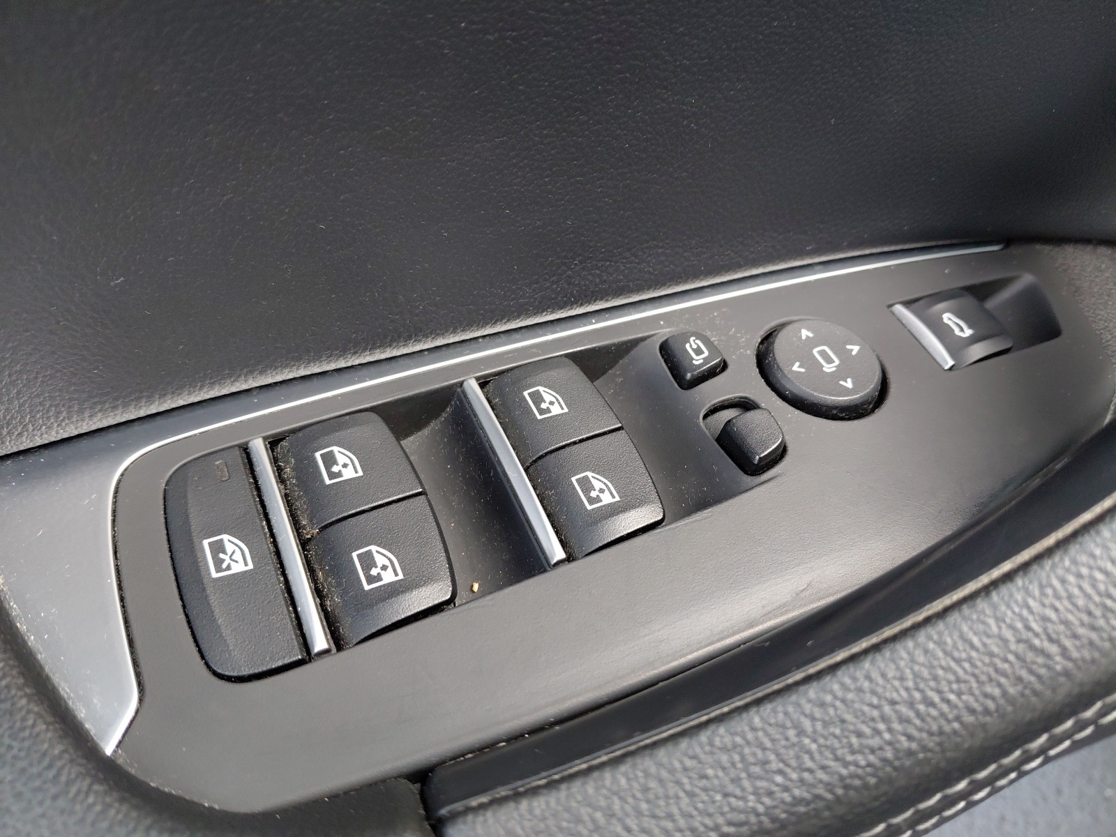 used 2019 BMW X3 car, priced at $13,177