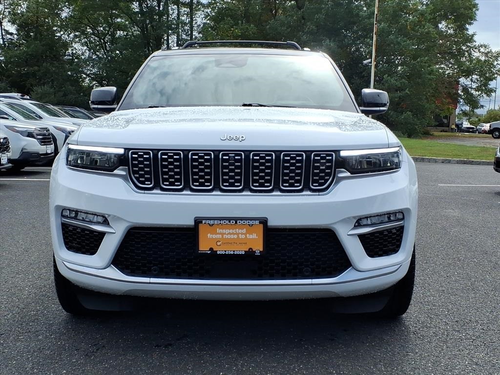 used 2023 Jeep Grand Cherokee car, priced at $39,900