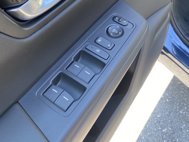 new 2026 Honda CR-V Hybrid car, priced at $39,591