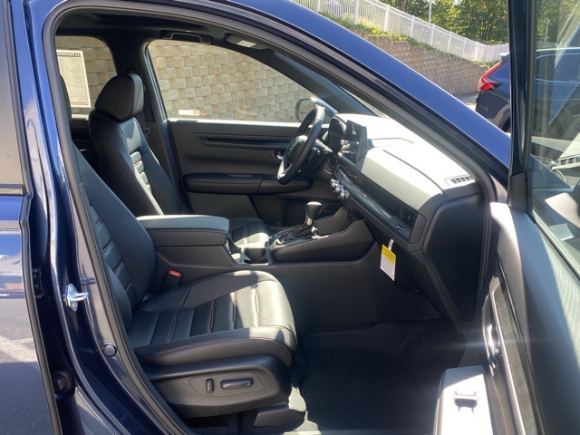 new 2026 Honda CR-V Hybrid car, priced at $39,591