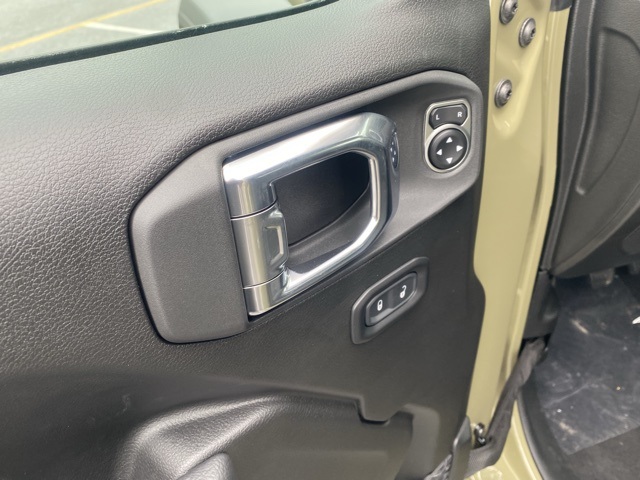 new 2025 Jeep Wrangler car, priced at $43,598