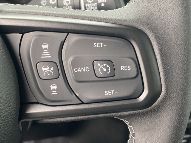 new 2025 Jeep Wrangler car, priced at $43,598