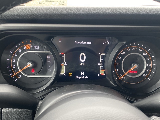 new 2025 Jeep Wrangler car, priced at $43,598