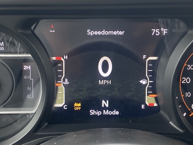 new 2025 Jeep Wrangler car, priced at $43,598