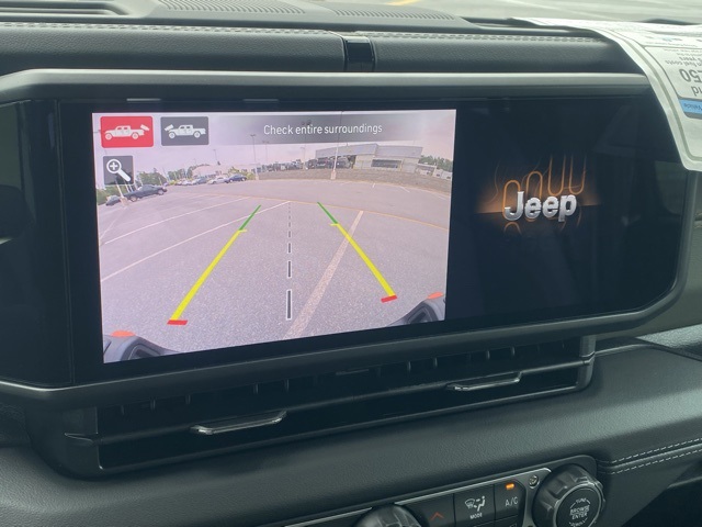 new 2025 Jeep Wrangler car, priced at $43,598